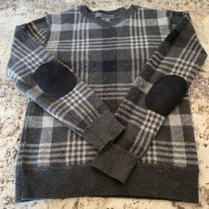 Vince boys gray plaid long sleeve sweater size 6